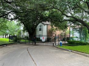10053 Westpark Drive 298, Houston TX 77042