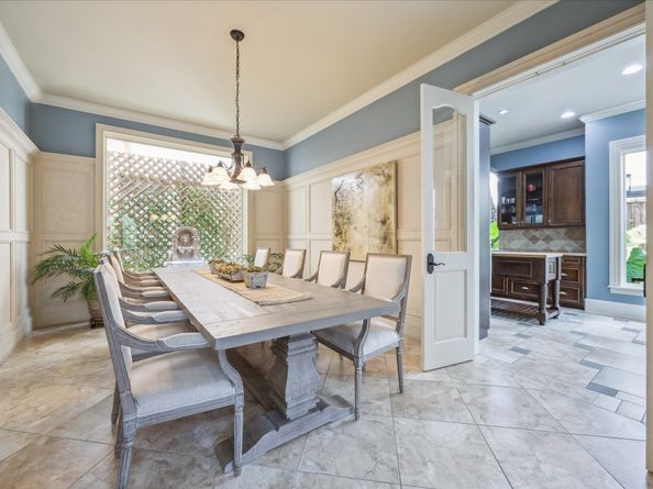 37 Hackberry Lane, Houston TX 77027