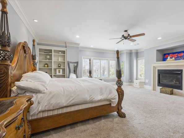 37 Hackberry Lane, Houston TX 77027