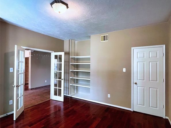 8322 Castle Pond Court, Houston TX 77095