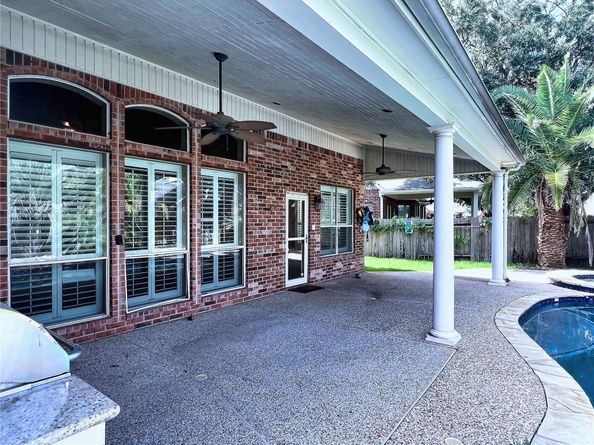 8322 Castle Pond Court, Houston TX 77095