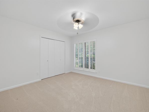2715 Kenross Street, Houston TX 77043