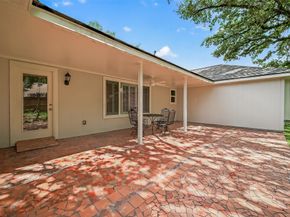 2715 Kenross Street, Houston TX 77043