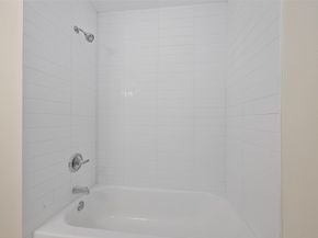 2715 Kenross Street, Houston TX 77043