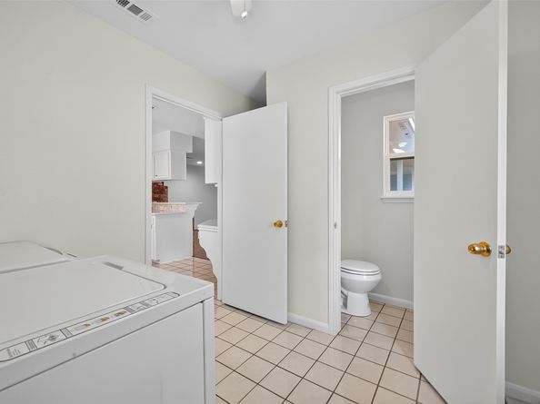 2715 Kenross Street, Houston TX 77043