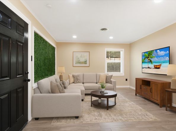 4701 W 43rd Street, Houston TX 77092