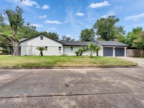 11402 Ash Creek Drive, Houston TX 77043