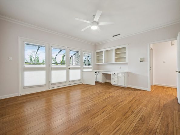 6103 Valley Forge Drive C, Houston TX 77057