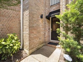 6103 Valley Forge Drive C, Houston TX 77057
