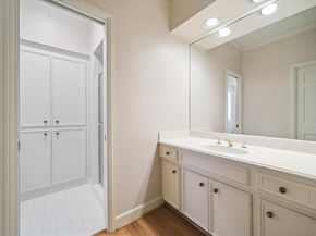 6103 Valley Forge Drive C, Houston TX 77057