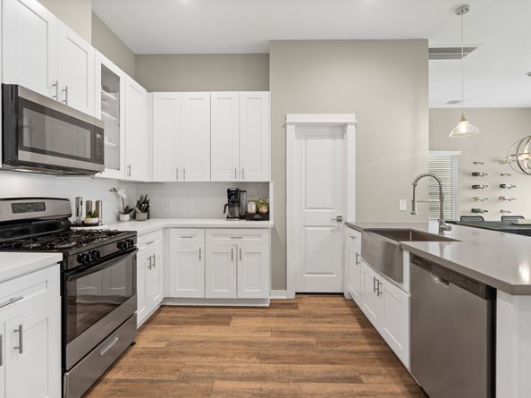 413 Stonework Oaks Lane, Houston TX 77076