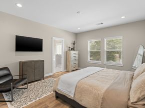 413 Stonework Oaks Lane, Houston TX 77076