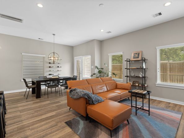 413 Stonework Oaks Lane, Houston TX 77076