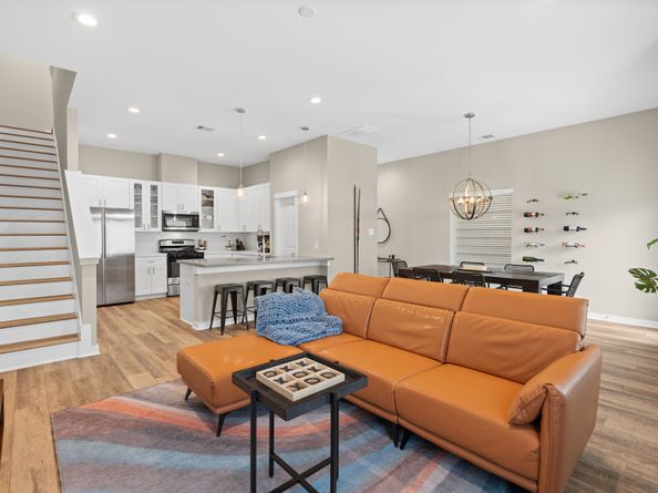 413 Stonework Oaks Lane, Houston TX 77076