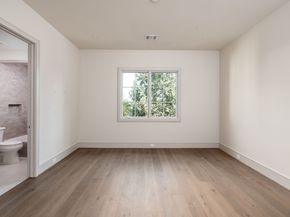 1215 W Pierce Street, Houston TX 77019