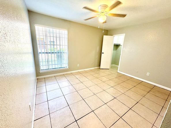 9090 S Braeswood Boulevard 47, Houston TX 77074