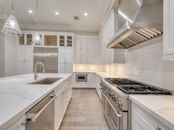 1913 Revere Street, Houston TX 77019