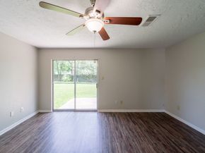 4903 Kleinfields Court, Houston TX 77066