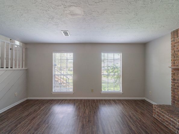 4903 Kleinfields Court, Houston TX 77066