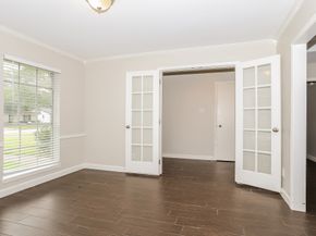 12815 Westleigh Drive, Houston TX 77077