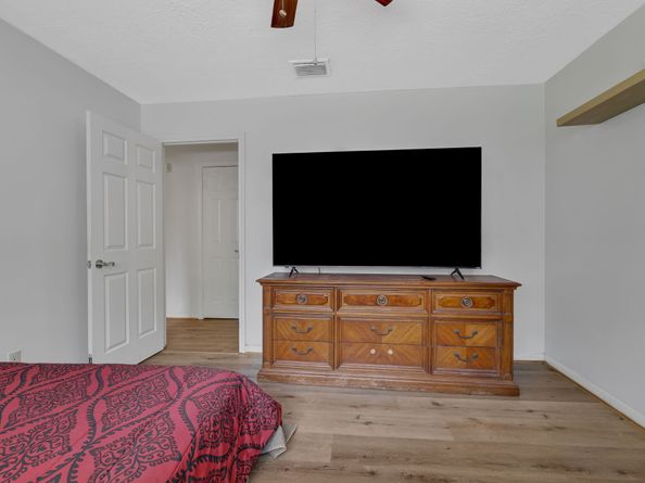 1939 Shadow Rock Drive, Houston TX 77339