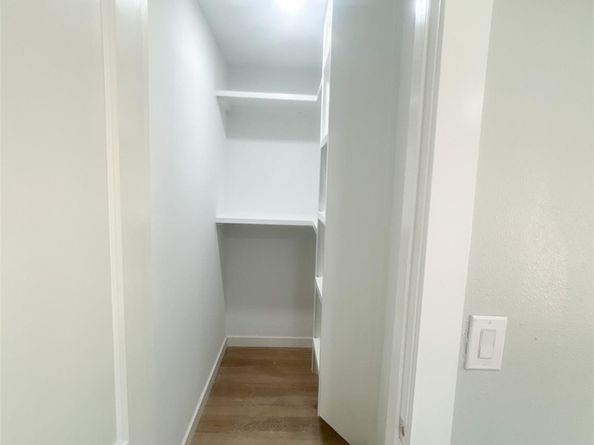 9529 Fairland Drive, Houston TX 77051