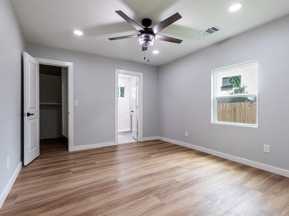 9529 Fairland Drive, Houston TX 77051