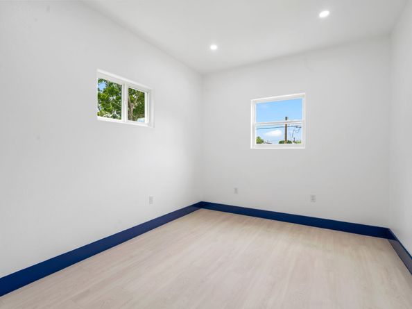 7831 Sandy Street, Houston TX 77028