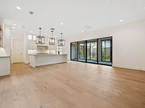 2320 Bartlett Street, Houston TX 77098