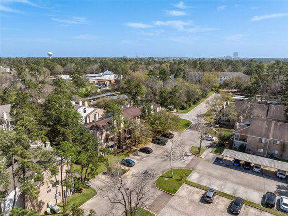 3500 Tangle Brush Drive 152, The Woodlands TX 77381