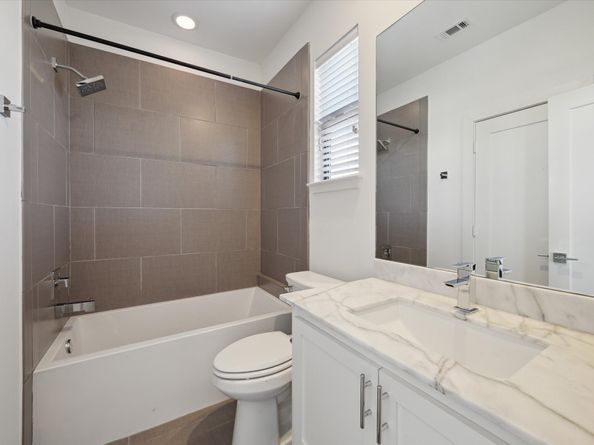 1408 Ruthven Street, Houston TX 77019