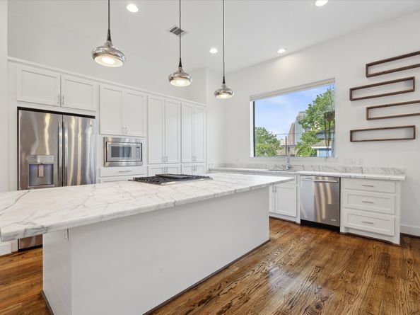 1408 Ruthven Street, Houston TX 77019