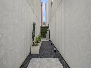 1408 Ruthven Street, Houston TX 77019