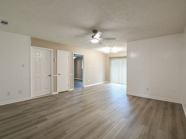 9614 Bean Street, Houston TX 77078
