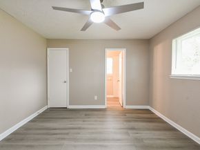 9614 Bean Street, Houston TX 77078