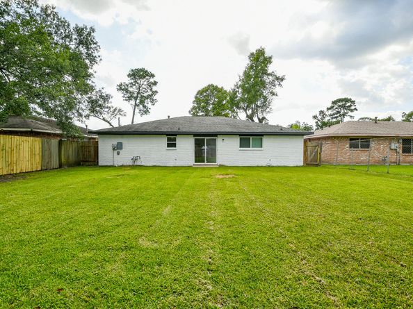 9614 Bean Street, Houston TX 77078