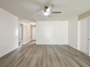 9614 Bean Street, Houston TX 77078