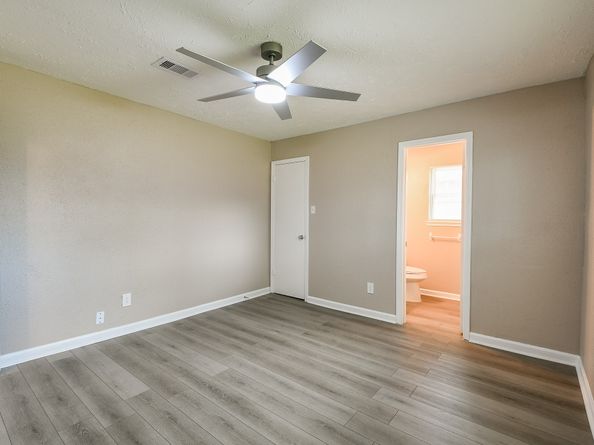 9614 Bean Street, Houston TX 77078