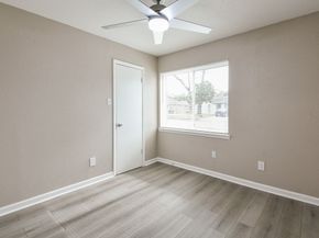 9614 Bean Street, Houston TX 77078
