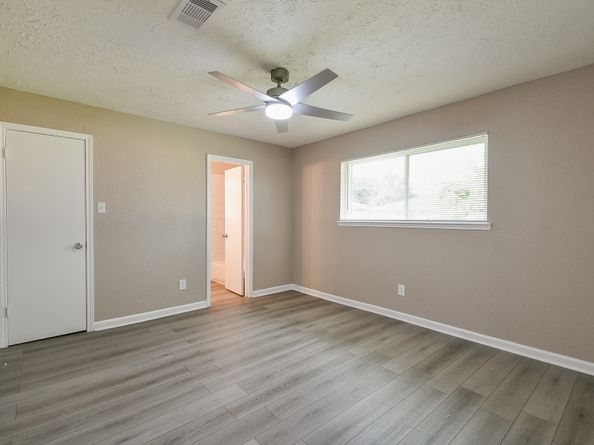 9614 Bean Street, Houston TX 77078