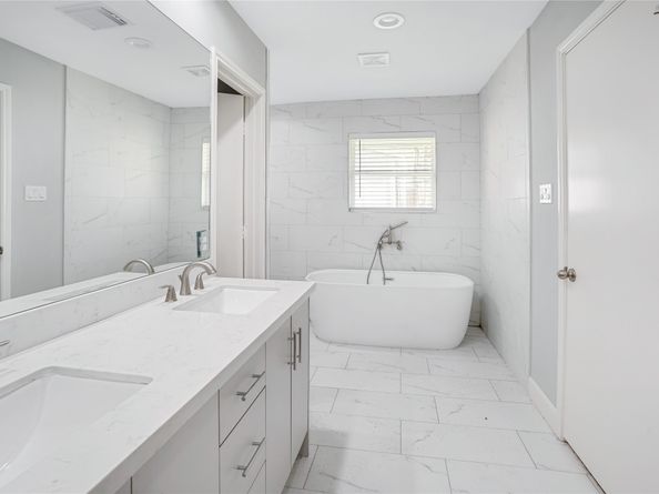 8507 Medford Drive, Houston TX 77033