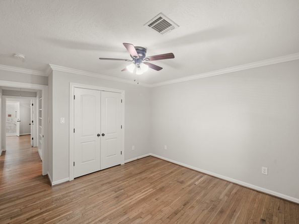 4302 Wigton Drive, Houston TX 77096