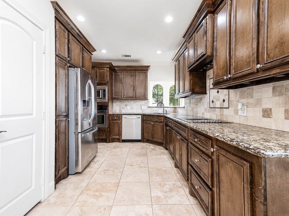 18909 Walden Forest Drive, Humble TX 77346