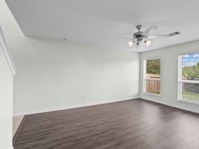 2213 Ivy Wall Drive, Conroe TX 77301