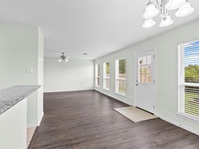 2213 Ivy Wall Drive, Conroe TX 77301