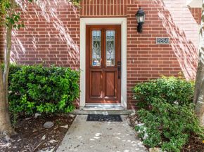 2250 La Branch Street, Houston TX 77002