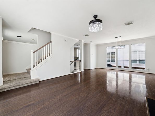 2250 La Branch Street, Houston TX 77002
