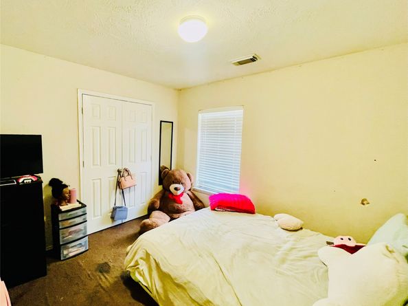 5018 Mossy Bridge Drive, Spring TX 77379