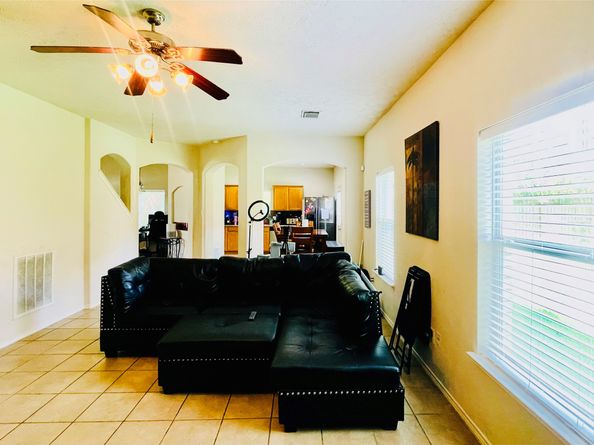 5018 Mossy Bridge Drive, Spring TX 77379