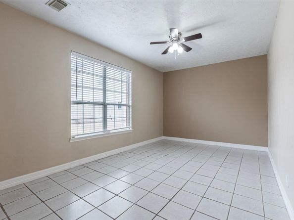 4103 Oak Blossom Court, Houston TX 77059